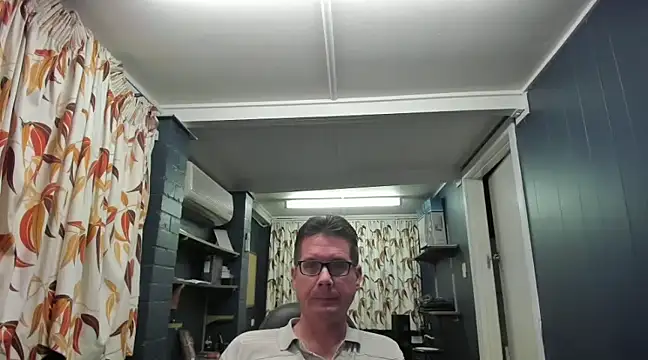 Snapshot of tilobinder chatting on 12-22-24, 12:49 tilobinder online show from 12-22-24, 12:49