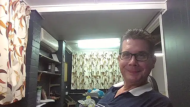 Snapshot of tilobinder chatting on 12-30-24, 02:30 tilobinder online show from 12-30-24, 02:30