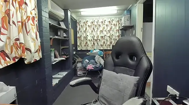 Snapshot of tilobinder chatting on 01-11-25, 05:29 tilobinder online show from 01-11-25, 05:29