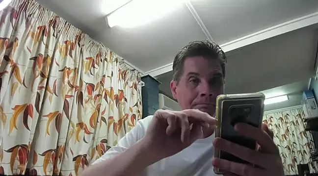 Snapshot of tilobinder chatting on 01-19-25, 01:12 tilobinder online show from 01-19-25, 01:12