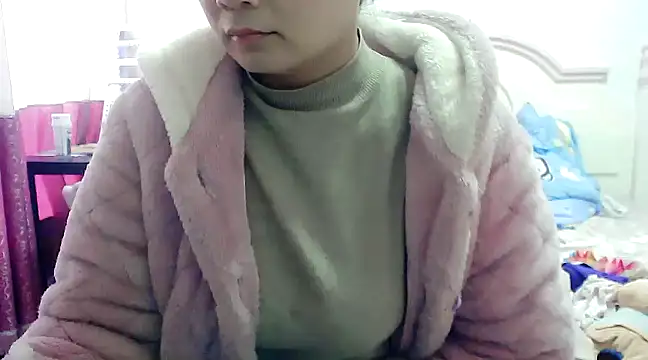 Snapshot of CN-Xiaoxi chatting on 12-13-24, 12:20 CN-Xiaoxi online show from 12-13-24, 12:20