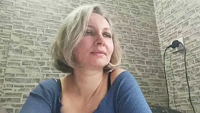 Snapshot of EdithManning chatting on 02-07-25, 08:44 EdithManning online show from 02-07-25, 08:44