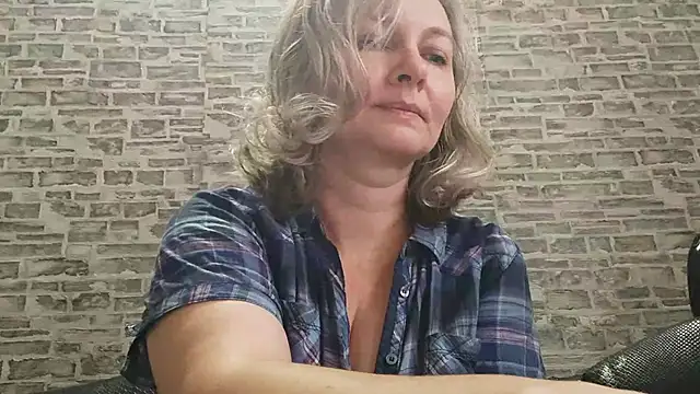 EdithManning online show from 11-02-25, 07:00