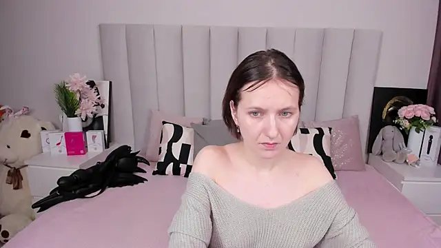 Snapshot of MiaKarlos chatting on 05-03-26, 01:22 MiaKarlos online show from 05-03-26, 01:22