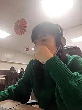 Snapshot of maria_lasexy chatting on 10-16-25, 03:02 maria lasexy online show from 10-16-25, 03:02