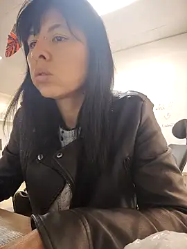 Snapshot of maria_lasexy chatting on 10-22-25, 11:21 maria lasexy online show from 10-22-25, 11:21