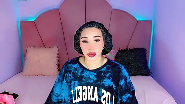 Snapshot of Jadeyourqueen chatting on 12-19-24, 12:34 Jadeyourqueen online show from 12-19-24, 12:34