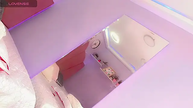 Snapshot of Jadeyourqueen chatting on 01-04-25, 03:28 Jadeyourqueen online show from 01-04-25, 03:28