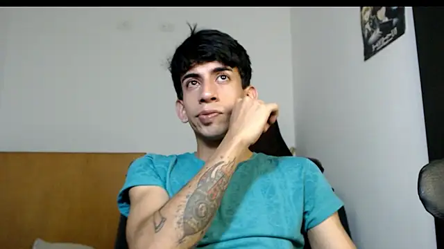 Snapshot of Zack_Kingg chatting on 03-03-26, 03:51 Zack Kingg online show from 03-03-26, 03:51