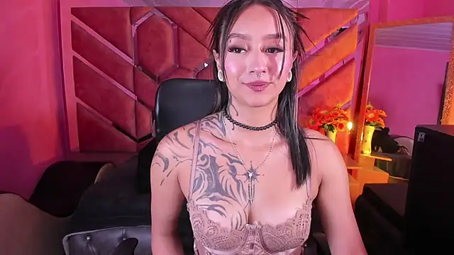 Miaa Thopmson online show from 03-24-26, 07:52