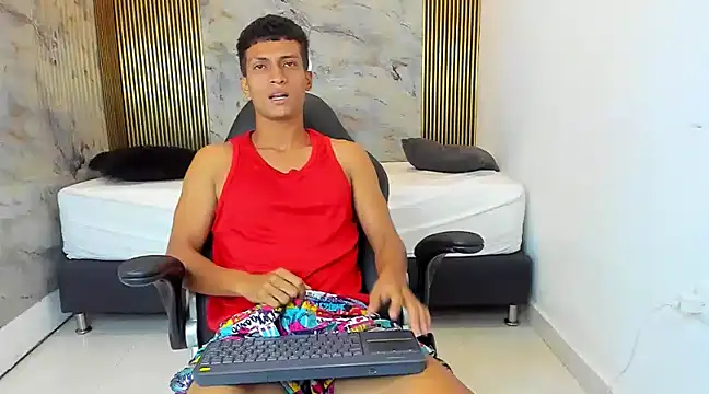 Snapshot of wolf_james123 chatting on 12-16-24, 12:27 wolf james123 online show from 12-16-24, 12:27