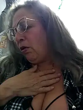 miisevvie  online show from 02-21-25, 08:29