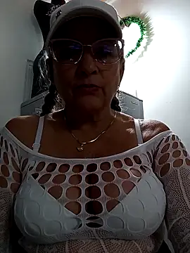 miisevvie  online show from 02-22-25, 09:01