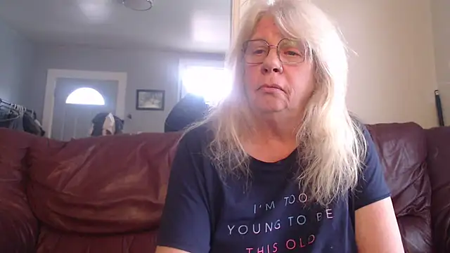 Snapshot of canadiancougar1965 chatting on 02-27-25, 10:09 canadiancougar1965 online show from 02-27-25, 10:09