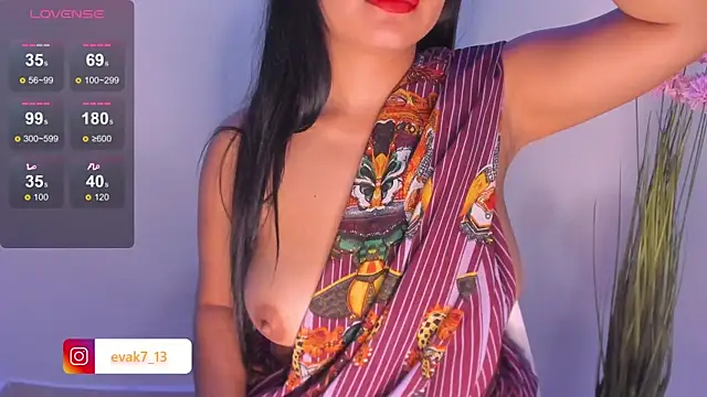 Snapshot of shara_queen1 chatting on 02-28-25, 02:31 shara queen1 online show from 02-28-25, 02:31