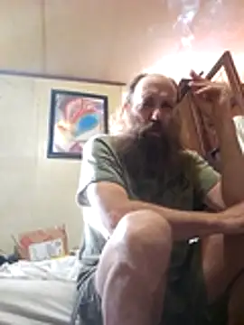 Snapshot of Beyond1978 chatting on 12-15-25, 01:59 Beyond1978 online show from 12-15-25, 01:59