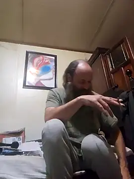 Snapshot of Beyond1978 chatting on 12-21-25, 05:25 Beyond1978 online show from 12-21-25, 05:25