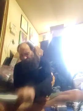 Snapshot of Beyond1978 chatting on 01-19-26, 03:49 Beyond1978 online show from 01-19-26, 03:49