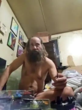 Snapshot of Beyond1978 chatting on 02-05-26, 02:27 Beyond1978 online show from 02-05-26, 02:27