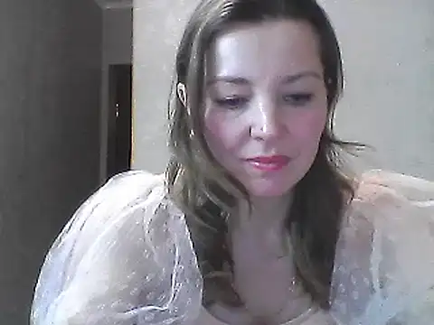 Snapshot of VselenaSun402 chatting on 01-04-25, 01:21 VselenaSun402 online show from 01-04-25, 01:21