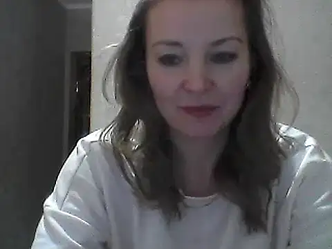 Snapshot of VselenaSun402 chatting on 01-06-25, 07:20 VselenaSun402 online show from 01-06-25, 07:20