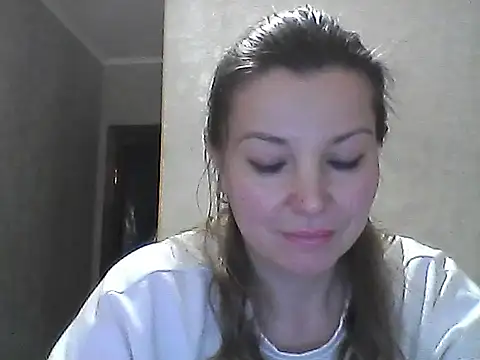Snapshot of VselenaSun402 chatting on 01-11-25, 01:53 VselenaSun402 online show from 01-11-25, 01:53