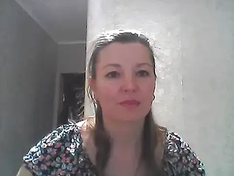Snapshot of VselenaSun402 chatting on 01-12-25, 12:55 VselenaSun402 online show from 01-12-25, 12:55