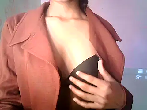 Snapshot of Chandani-Love chatting on 03-02-25, 04:50 Chandani-Love online show from 03-02-25, 04:50