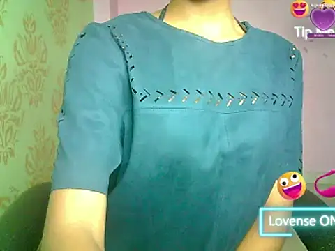 Snapshot of Chandani-Love chatting on 03-20-25, 11:38 Chandani-Love online show from 03-20-25, 11:38