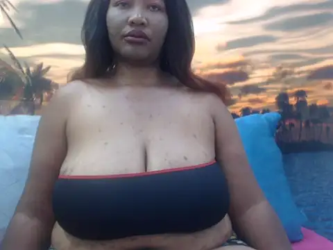 chubbydoll122 online show from 05-11-26, 04:59