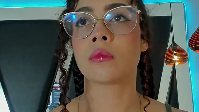 antonelllepiercee online show from 01-18-25, 11:32