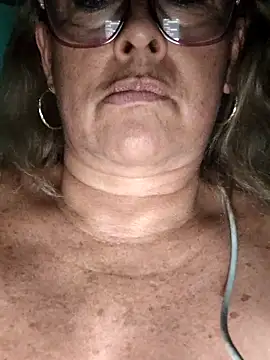 Snapshot of Kasandra_Ho chatting on 01-31-25, 01:01 Kasandra Ho online show from 01-31-25, 01:01