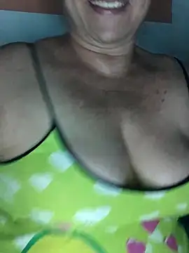 Snapshot of Kasandra_Ho chatting on 03-09-25, 10:30 Kasandra Ho online show from 03-09-25, 10:30