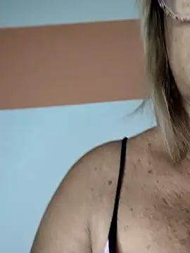 Snapshot of Kasandra_Ho chatting on 03-14-25, 07:59 Kasandra Ho online show from 03-14-25, 07:59