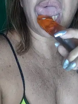 Snapshot of Kasandra_Ho chatting on 09-27-25, 08:19 Kasandra Ho online show from 09-27-25, 08:19