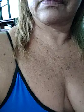 Snapshot of Kasandra_Ho chatting on 09-30-25, 01:05 Kasandra Ho online show from 09-30-25, 01:05