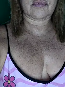 Snapshot of Kasandra_Ho chatting on 10-02-25, 08:10 Kasandra Ho online show from 10-02-25, 08:10