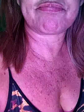 Snapshot of Kasandra_Ho chatting on 10-04-25, 01:58 Kasandra Ho online show from 10-04-25, 01:58