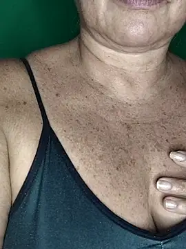 Snapshot of Kasandra_Ho chatting on 11-16-25, 06:13 Kasandra Ho online show from 11-16-25, 06:13