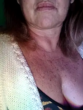 Snapshot of Kasandra_Ho chatting on 11-25-25, 11:43 Kasandra Ho online show from 11-25-25, 11:43