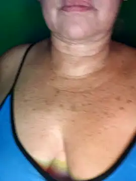 Snapshot of Kasandra_Ho chatting on 11-26-25, 01:50 Kasandra Ho online show from 11-26-25, 01:50