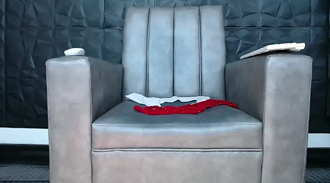 Snapshot of Hanna_Fox_69 chatting on 12-11-24, 05:53 Hanna Fox 69 online show from 12-11-24, 05:53