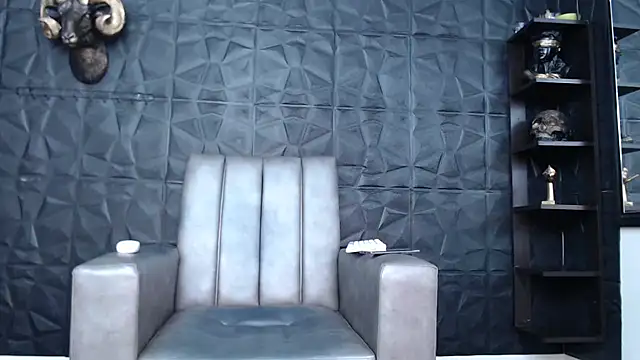 Snapshot of Hanna_Fox_69 chatting on 02-24-25, 08:27 Hanna Fox 69 online show from 02-24-25, 08:27