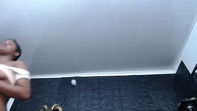 Snapshot of Hanna_Fox_69 chatting on 02-26-25, 04:14 Hanna Fox 69 online show from 02-26-25, 04:14