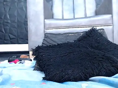 Snapshot of Hanna_Fox_69 chatting on 03-14-25, 10:50 Hanna Fox 69 online show from 03-14-25, 10:50