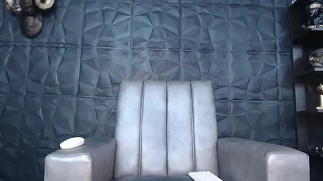 Snapshot of Hanna_Fox_69 chatting on 03-22-25, 09:34 Hanna Fox 69 online show from 03-22-25, 09:34