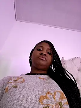 Snapshot of Hanna_Fox_69 chatting on 10-14-25, 09:59 Hanna Fox 69 online show from 10-14-25, 09:59