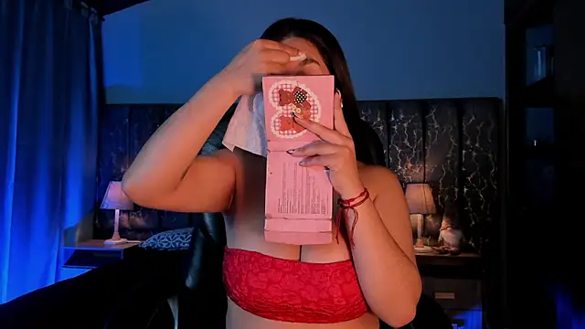 Snapshot of Lea_velle chatting on 11-22-25, 03:49 Lea velle online show from 11-22-25, 03:49