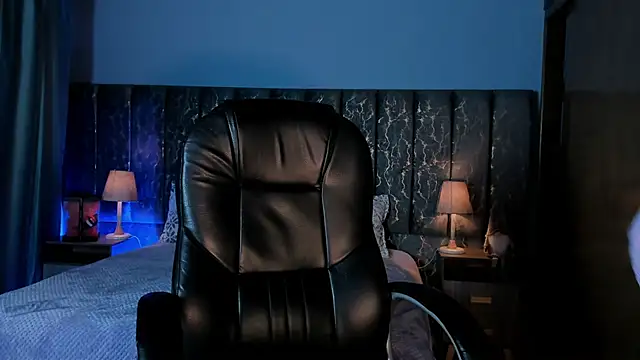 Lea velle online show from 03-03-26, 04:07