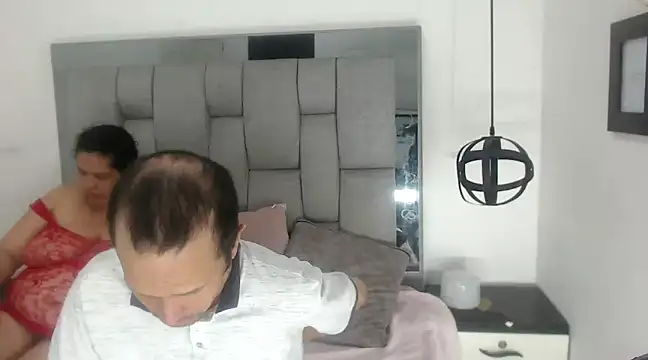 Snapshot of Candy_and_Jh0n chatting on 01-26-25, 12:01 Candy and Jh0n online show from 01-26-25, 12:01